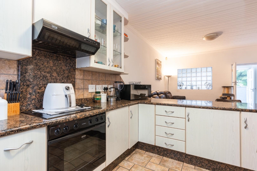 3 Bedroom Property for Sale in Brooklyn Western Cape